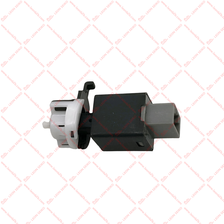 93810-3S700_LEON