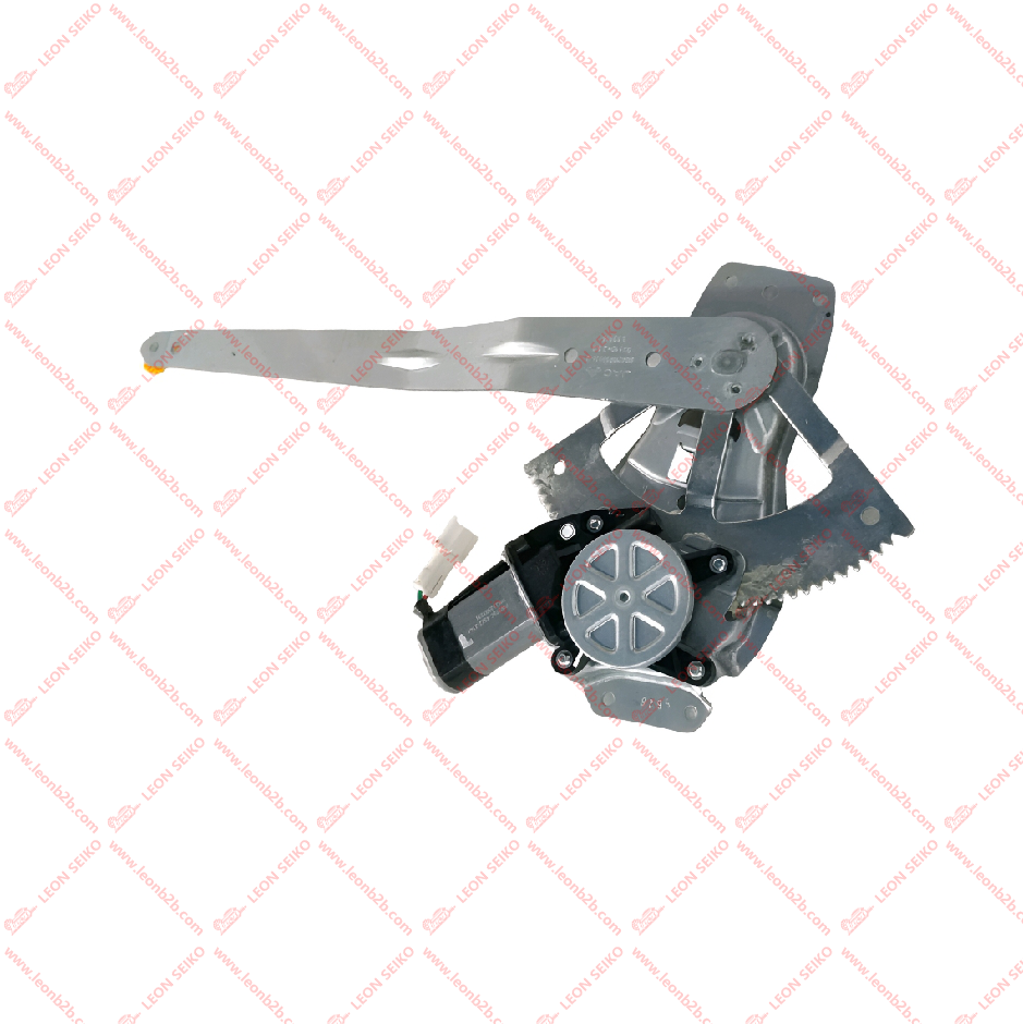 6104210R001_LEON