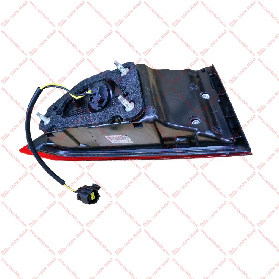 4133120-BS01-AA_LEON