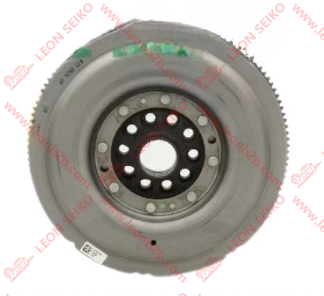 LUK-4150926090_LEON