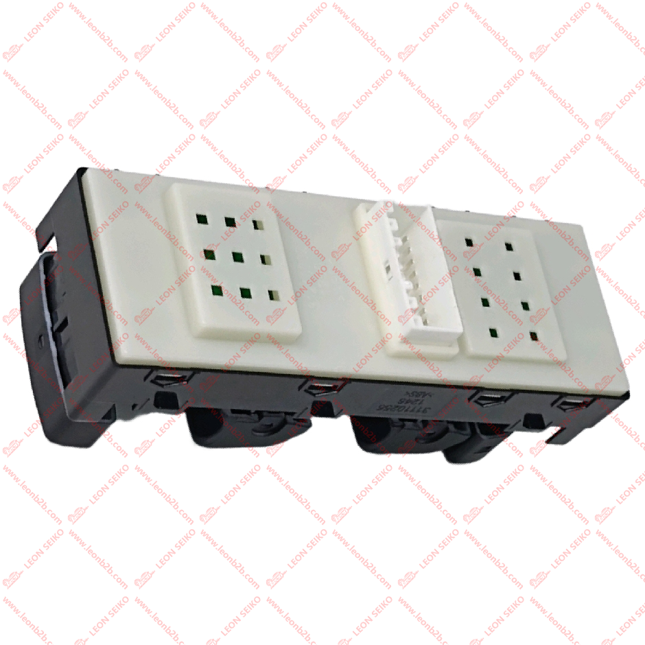 93571-N94004X_LEON