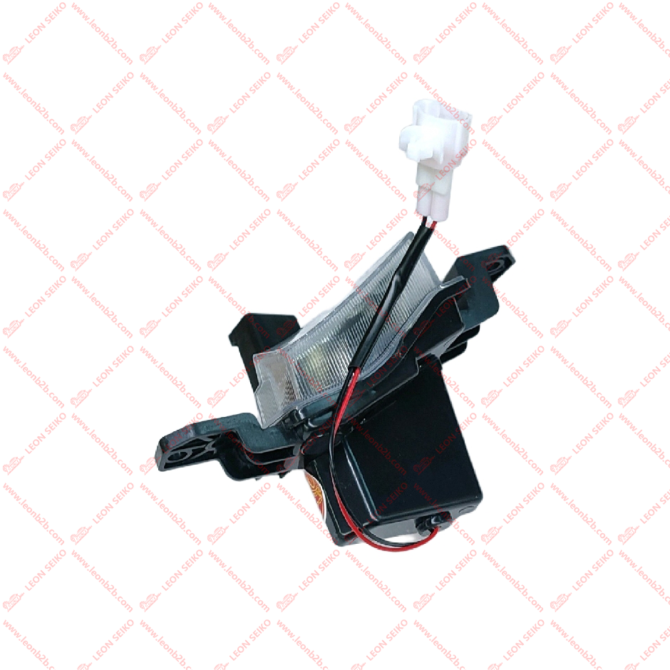 4113010-DY01_LEON