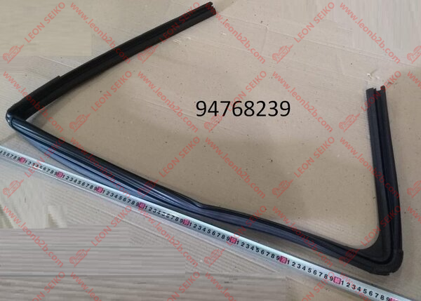 94768239_LEON