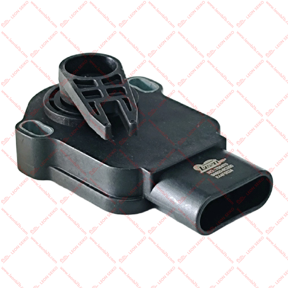94600-8C200_LEON