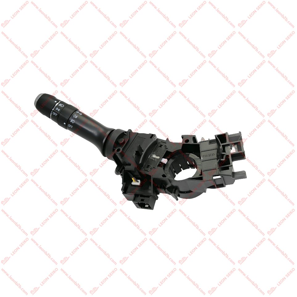 T21-3774110BA_LEON