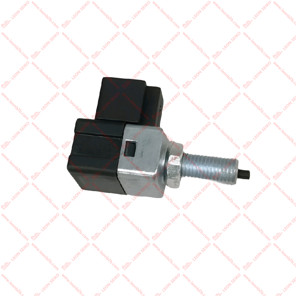 1635050U1050_LEON