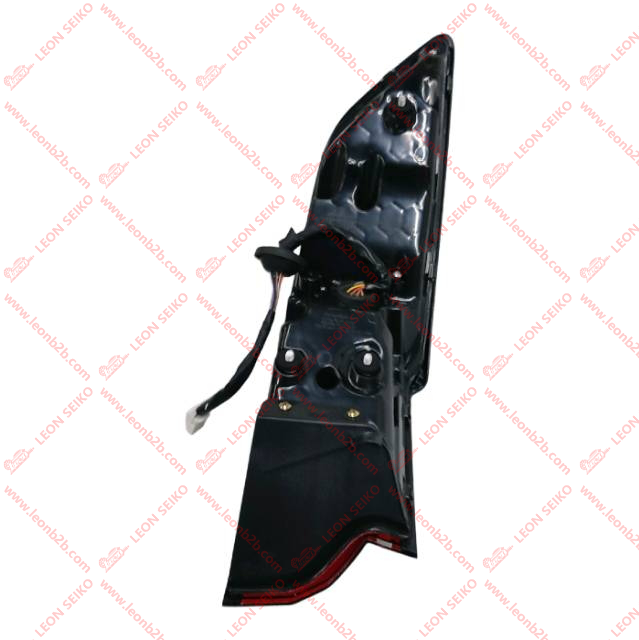 13856269-00_LEON