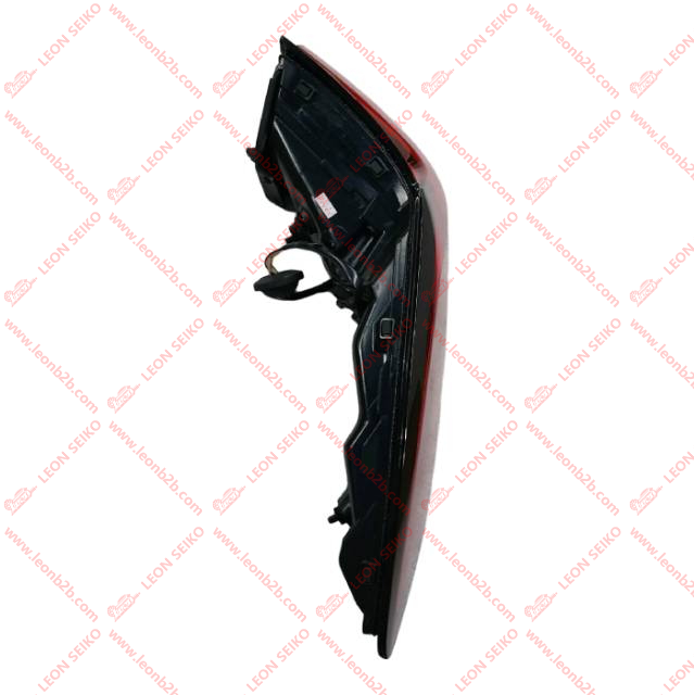 13856268-00_LEON