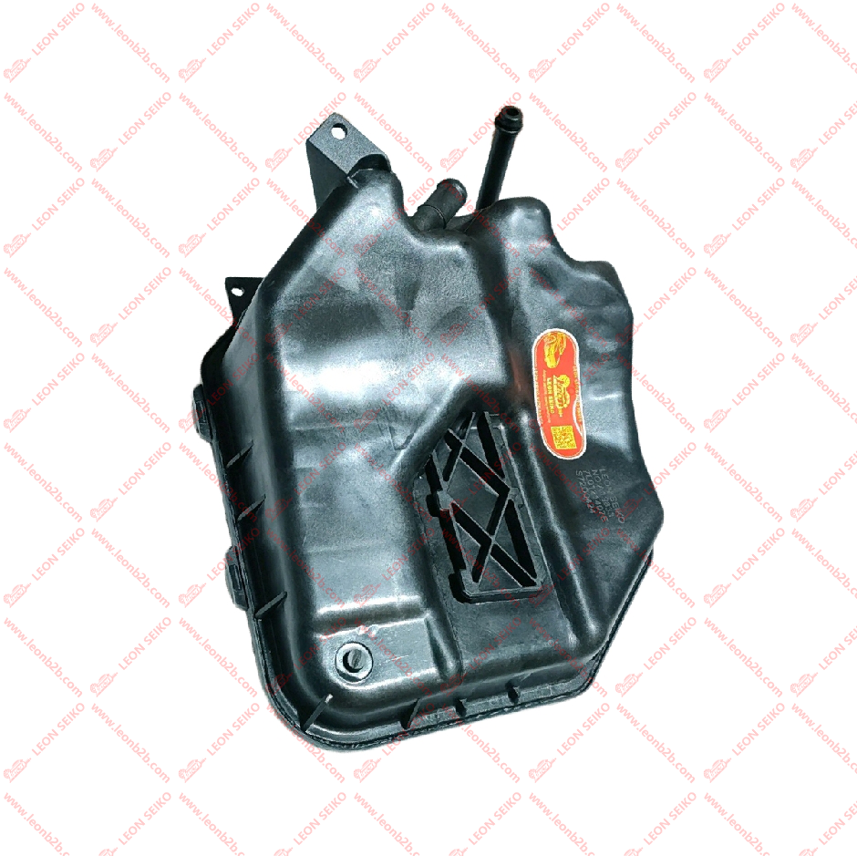 7L0121407E_LEON