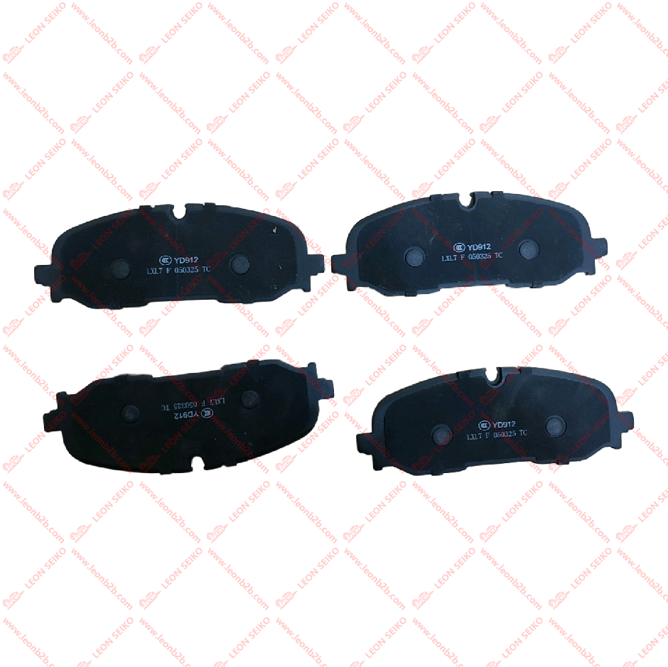 X03-90000160_LEON