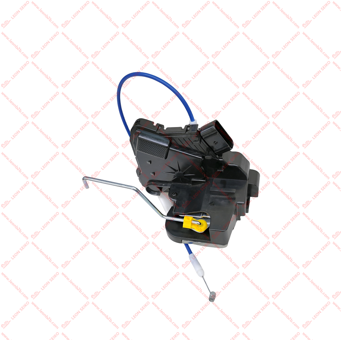 81320-BU000_LEON