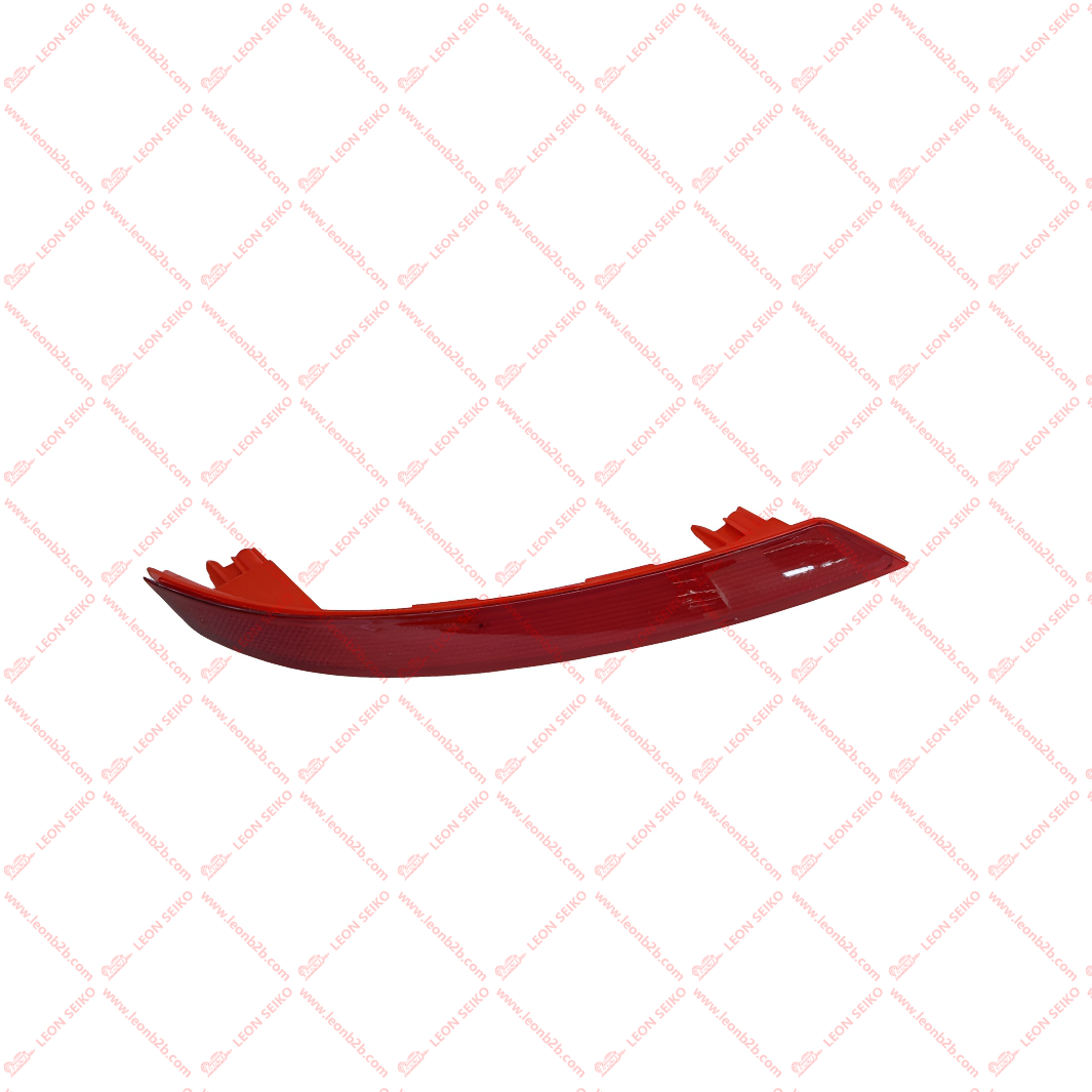 4135020-DS01_LEON